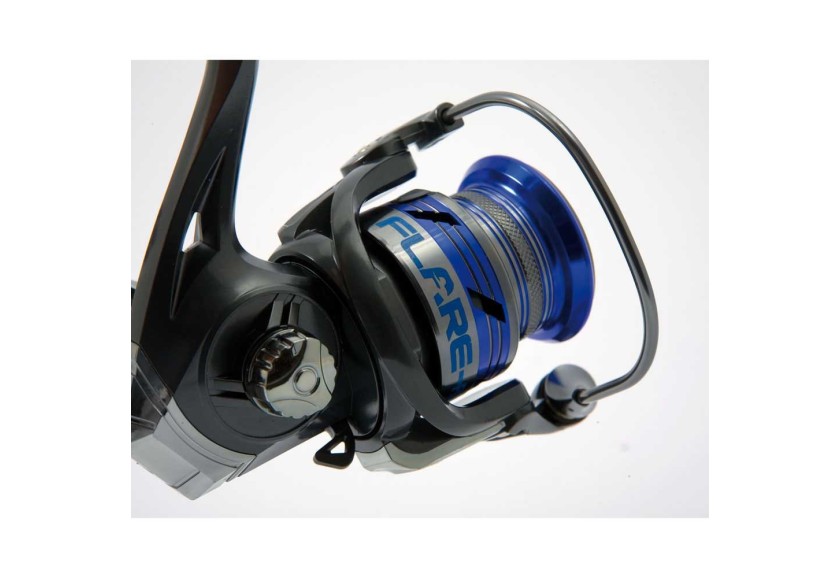 Carrete Spinning Lineaeffe Flare